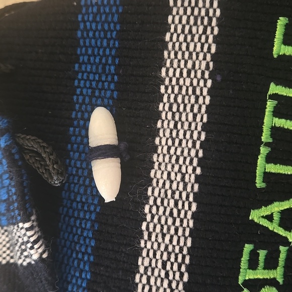 Woven Backpack - Picture 6 of 10